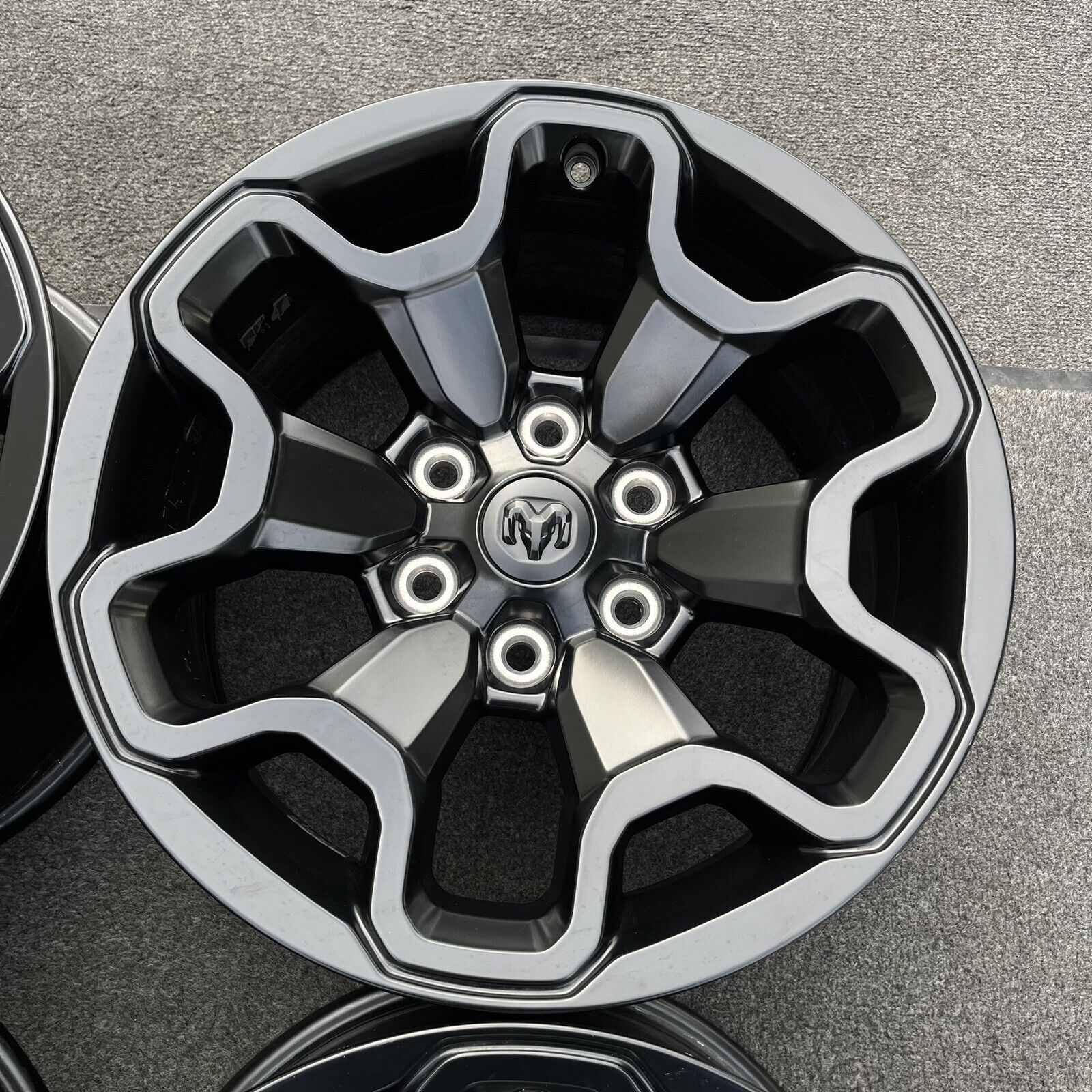 Ram Rho Rims set (4) 18 inch wheels ram trx/rho 1500 2019-2025 genuine oem satin ...