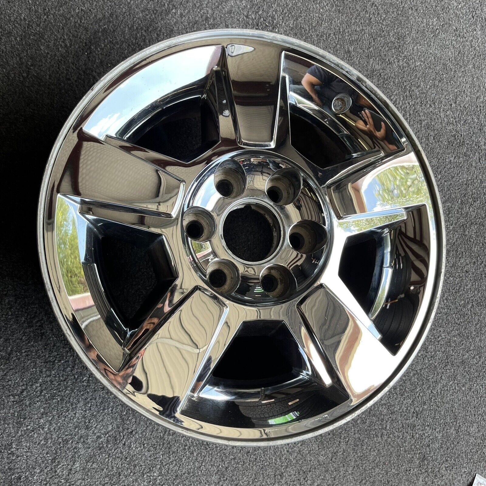 SINGLE 18 INCH WHEEL/RIM CHEVY SILVERADO, TAHOE, SUBURBAN OEM CHROME ...