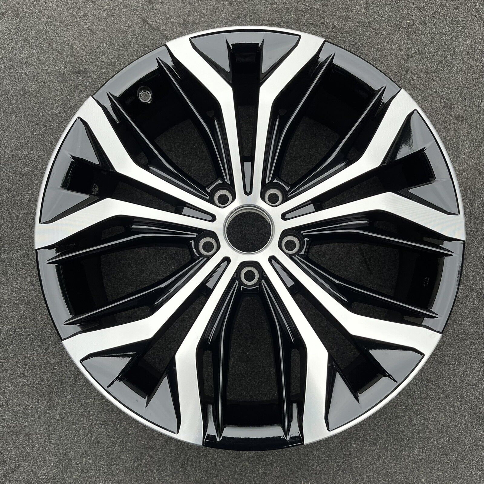 single 19 inch wheel/rim toyota crown 2023-2024 oem genuine black ...