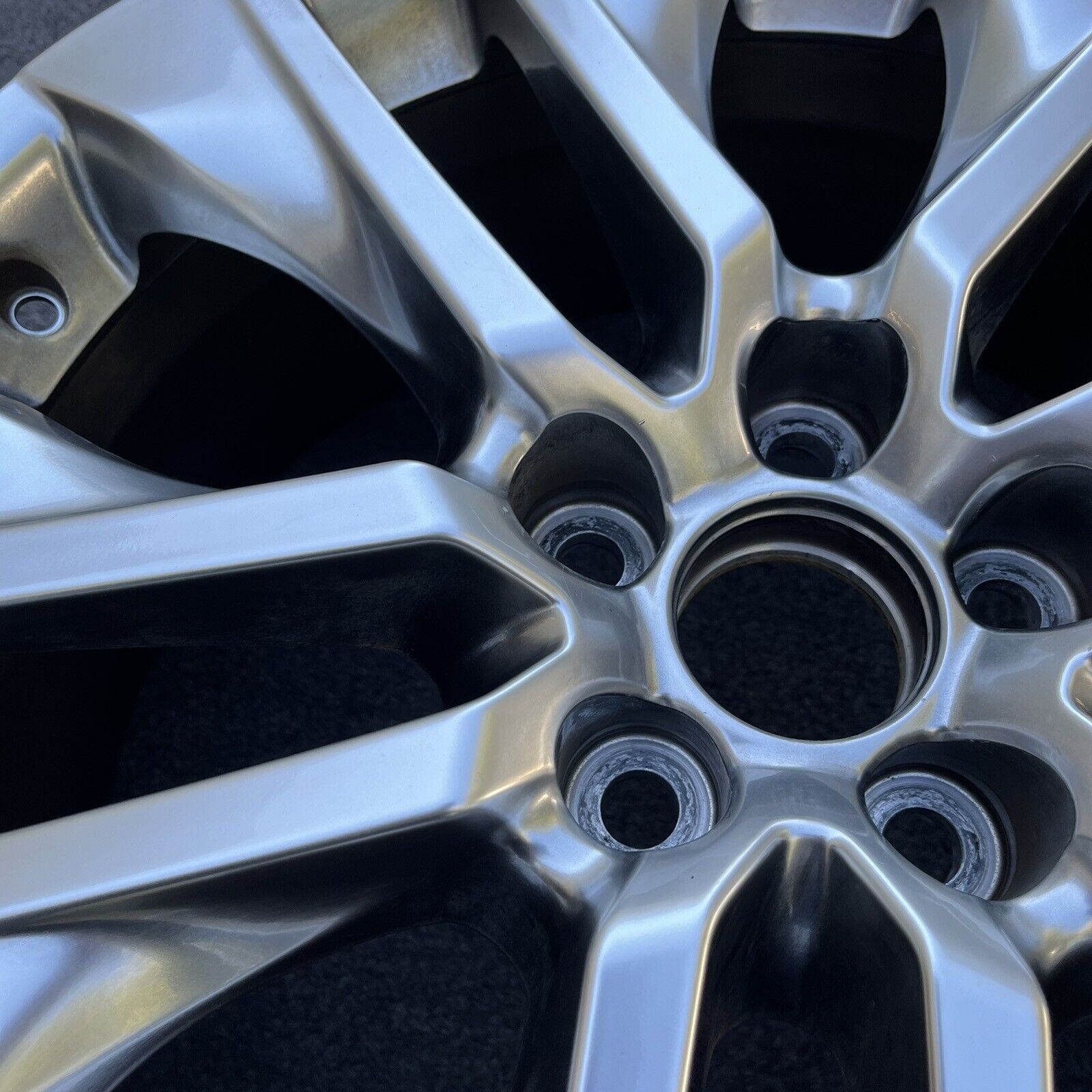 SINGLE 19 INCH WHEEL TOYOTA RAV4 2019-2024 GENUINE OEM HYPER SILVER ...