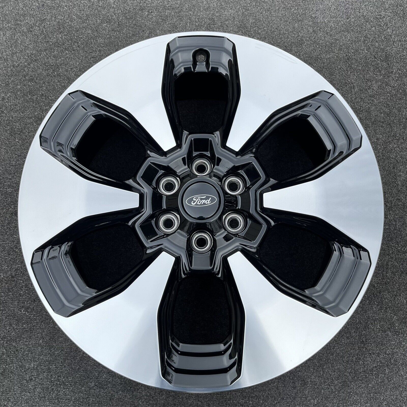 Lightning Bolt Rim SINGLE 22 INCH WHEEL/RIM FORD F150 LIGHTNING 2022-2024 OEM BLACK ...
