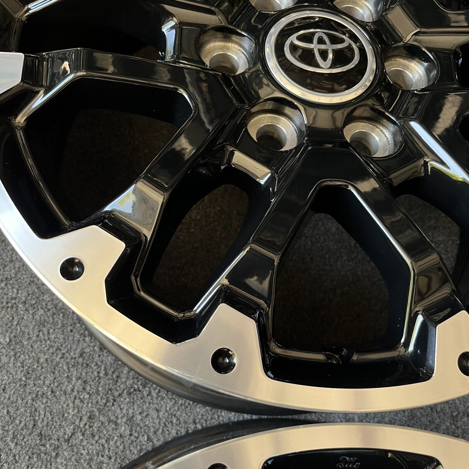 SET (4) 18 INCH WHEELS TOYOTA TUNDRA TRD 2022-2024 OEM BLACK