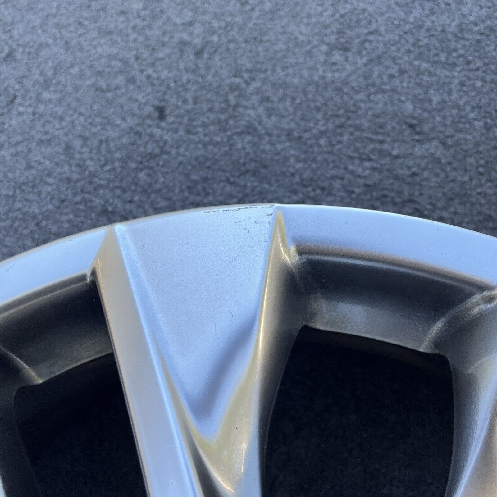 SINGLE 19 INCH WHEEL TOYOTA RAV4 2019-2024 GENUINE OEM HYPER SILVER ...
