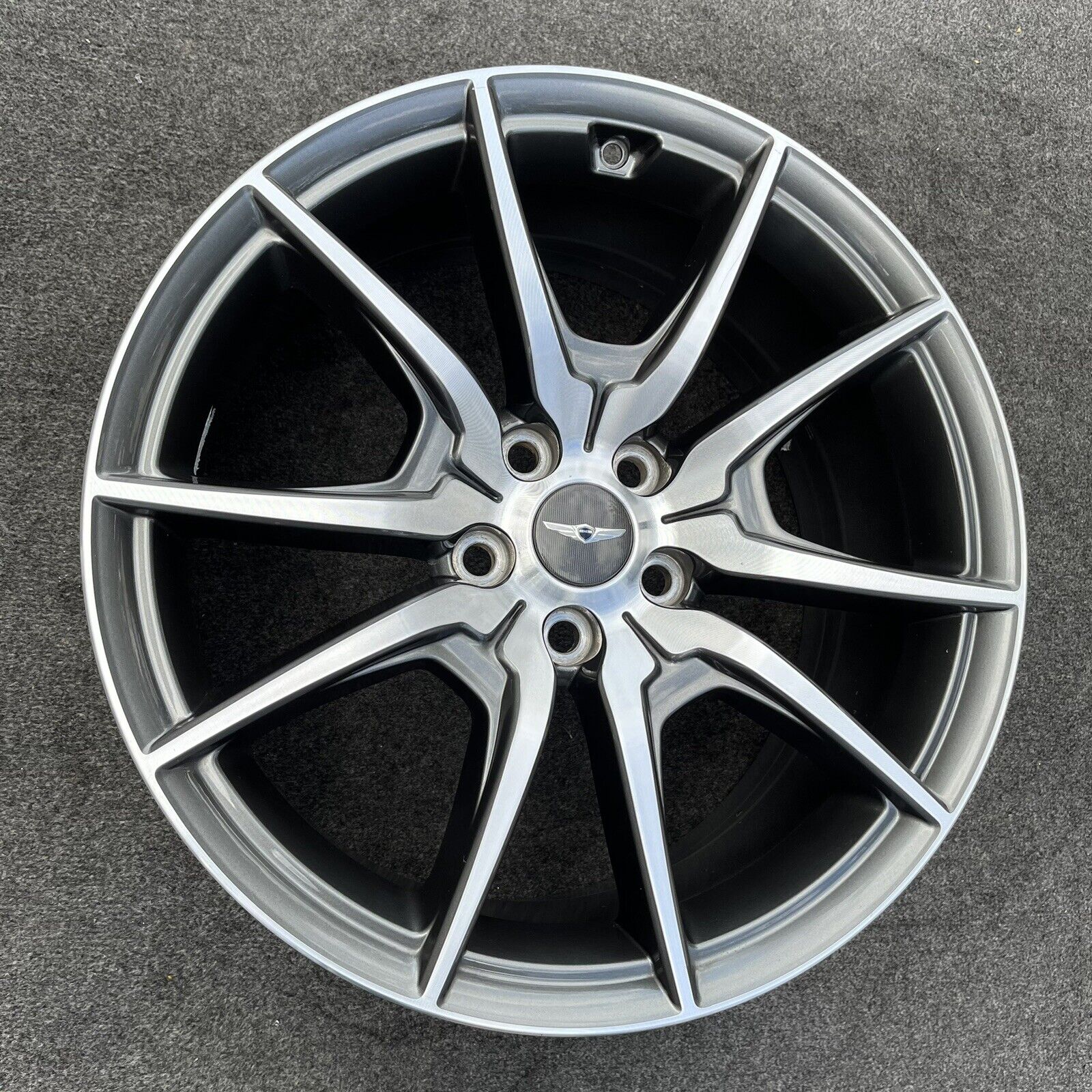 SINGLE 19 INCH WHEEL GENESIS G70 REAR 2019-2023 GENUINE OEM GRAY ...