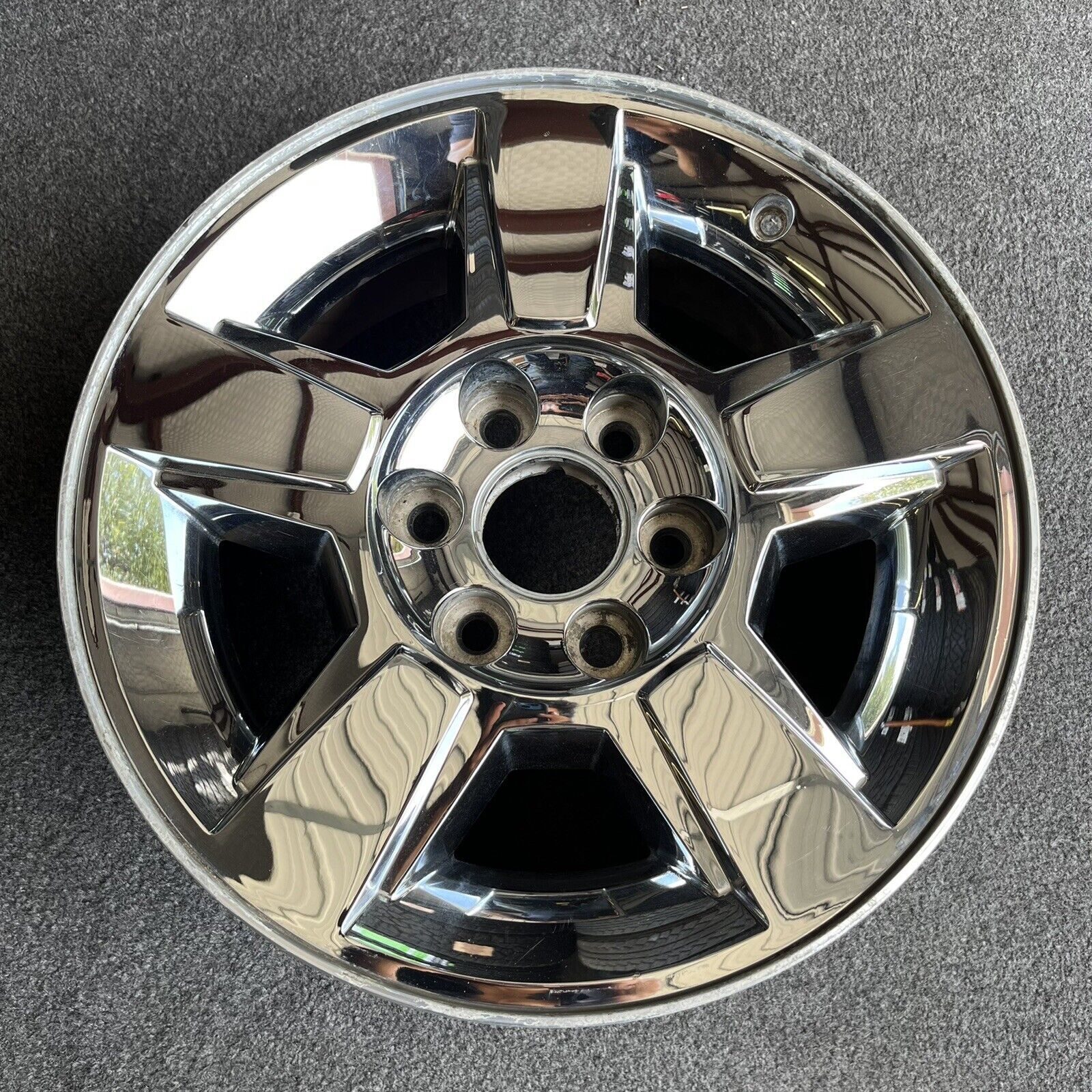 SINGLE 18 INCH WHEEL/RIM CHEVY SILVERADO, TAHOE, SUBURBAN OEM CHROME ...